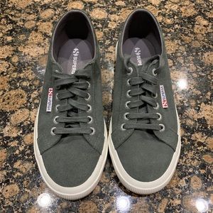 Ladies Superga Sneaks